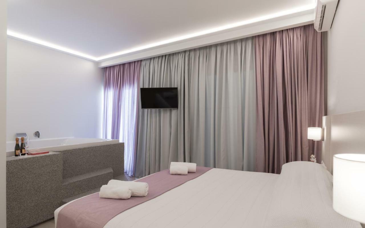 Poseidonio Hotel Tínos エクステリア 写真